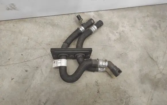 Ford Explorer VI Engine coolant pipe/hose L1M318C266AAE JU5T14G333BA