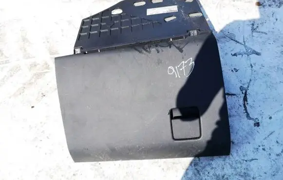 Opel Signum Glove box 13151852