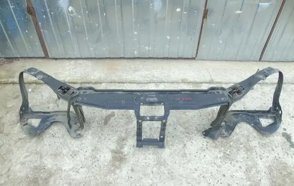 Mercedes-Benz S W220 Top upper radiator support slam panel