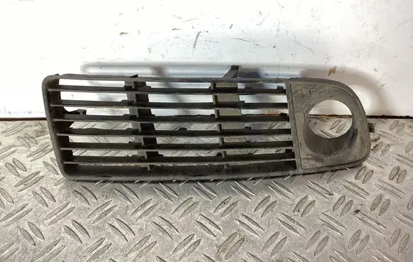 Audi A6 S6 C5 4B Front fog light trim/grill 4B0807682M
