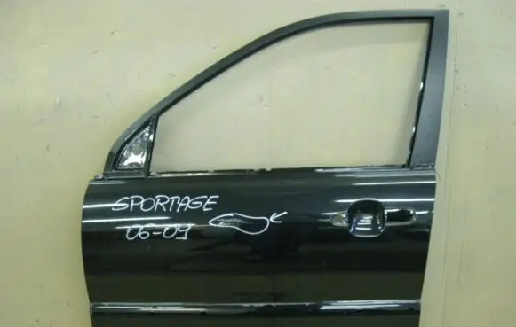 KIA Sportage Front door