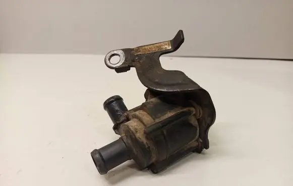 Volkswagen Caddy Electric auxiliary coolant/water pump 5Q0965561B