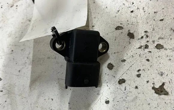Ford Focus Turbo air boost pressure sensor 6655423117