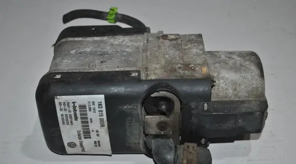Volkswagen Touran I Auxiliary pre-heater (Webasto) 1K0815065R 9007184H 9008372C