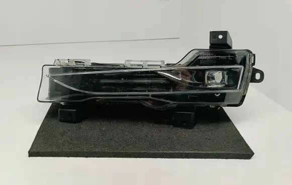 Tesla Model Y Front fog light 1507932-00-C