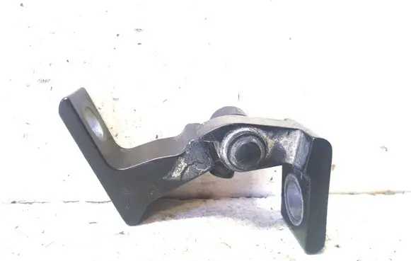 Audi A7 S7 4G Rear door lower hinge 4G0831402