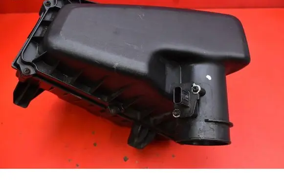 Ford Mondeo MK IV Air filter box 