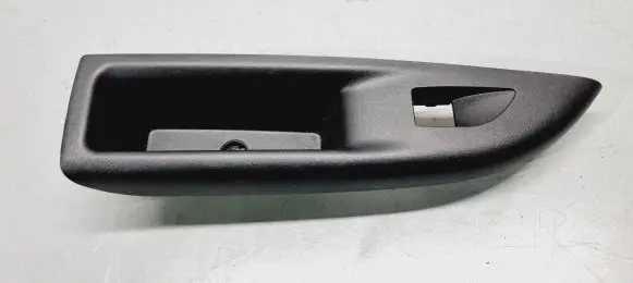 Opel Mokka B Rear door window switch trim 9835154080 98351540ZD