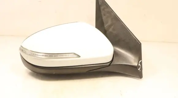 Front door electric wing mirror