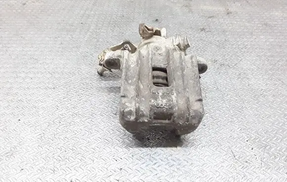 Volkswagen Golf IV Rear brake caliper