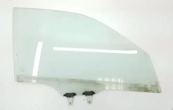 Suzuki Grand Vitara II Front door window glass four-door E643R00033