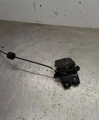 Mercedes-Benz E W211 Loading door lock A1717500085 A1717500185