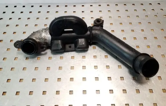 Citroen Berlingo Coolant pipe/hose 9657083280