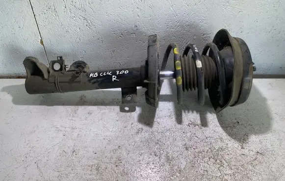 Mercedes-Benz CLK A209 C209 Front shock absorber/damper