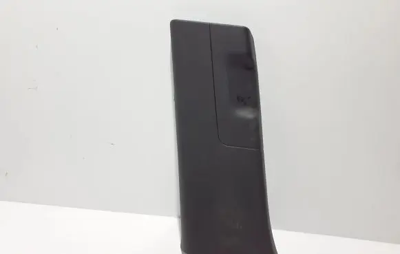(B) pillar trim (bottom)
