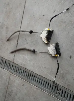 Audi A5 8T 8F Loading door lock 