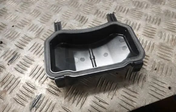 Ford Mondeo MK IV Headlight/headlamp dust cover 7s7113k060ab