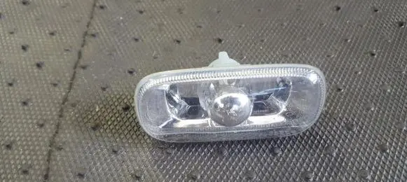 Audi A4 S4 B6 8E 8H Front fender indicator light 8E0949127