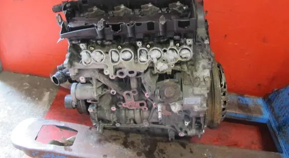 BMW 3 E90 E91 Engine N47D20C 7797874 0445010506
