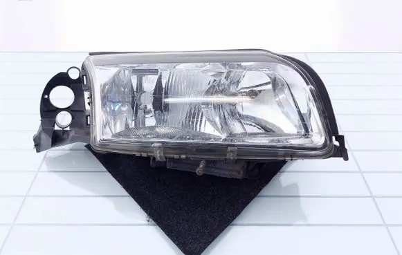 Volvo S80 Headlight/headlamp 8693538
