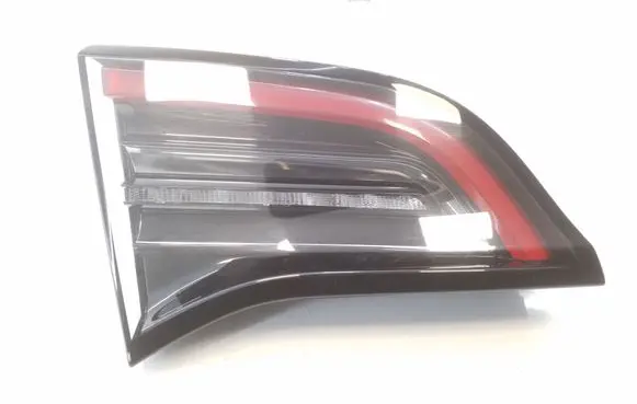 Tailgate rear/tail lights