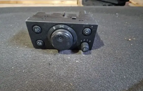 Opel Signum Light switch 9185881