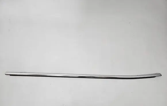 Skoda Enyaq iV Front door glass trim molding 5LA837477A