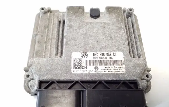 Skoda Octavia Mk2 (1Z) Engine control unit/module 03C906056CN 0261S02189