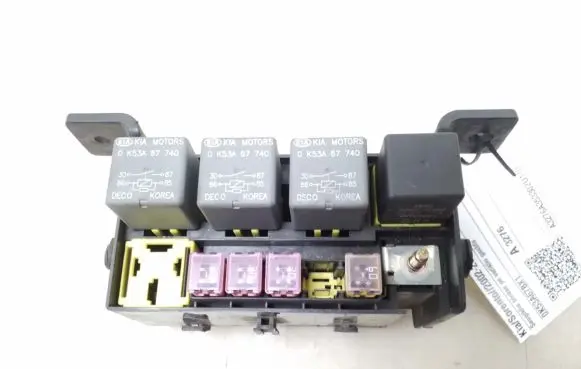 KIA Sorento Fuse module 0K53A67BX1