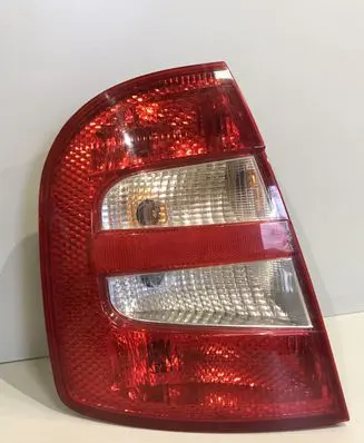 Skoda Fabia Mk1 (6Y) Rear/tail lights 6Y6945095B