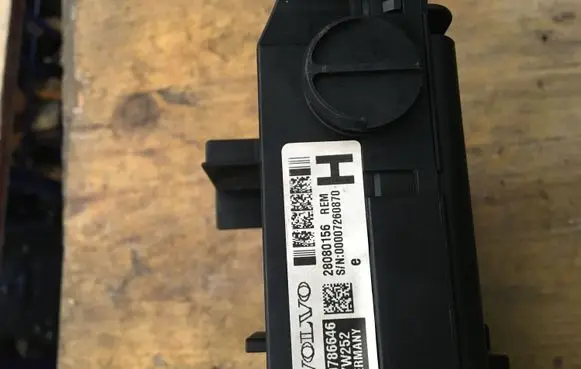 Volvo XC90 Fuse module 30786646