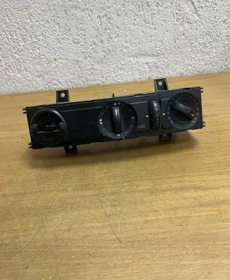 Mercedes-Benz Sprinter W906 Interior fan control switch A9068300485 5HB00901102