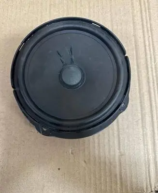 Skoda Superb B8 (3V) Rear door speaker 3V0035411A