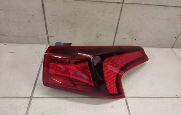 Rear/tail lights