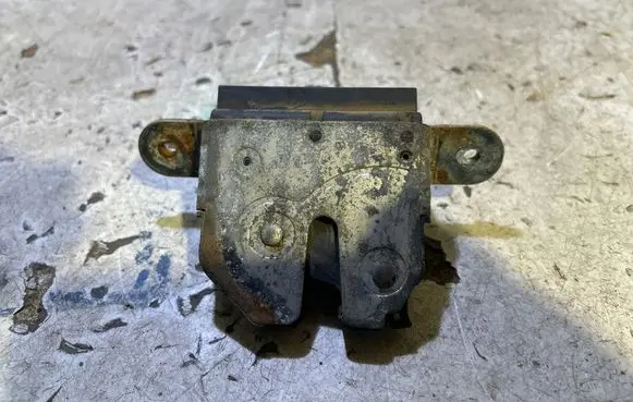 Fiat Bravo Tailgate/trunk/boot lock/catch/latch
