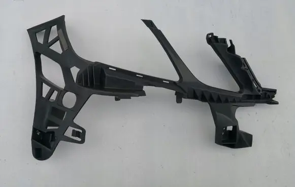 Mercedes-Benz E W212 Front bumper mounting bracket A2128852265