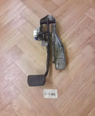 Volvo XC60 Accelerator throttle pedal