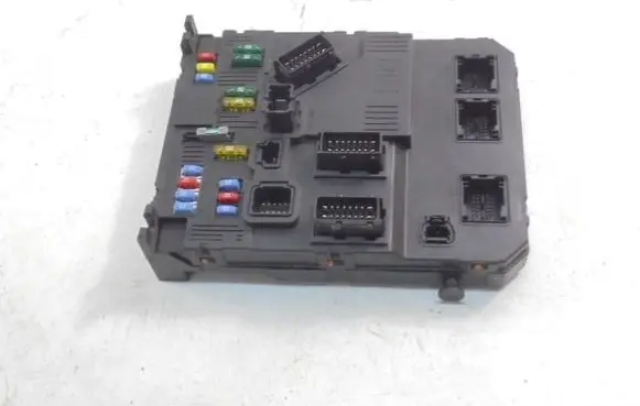 Peugeot 407 Fuse box set 9655708480
