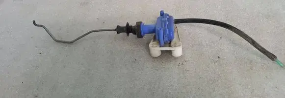 Audi 100 200 5000 C3 Central locking vacuum pump 