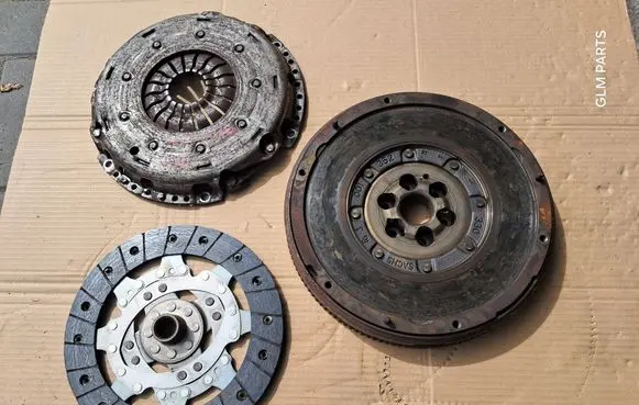 Citroen DS4 Clutch set kit 9812184080
