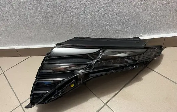 Hyundai Tucson IV NX4 Headlight/headlamp 92207N7100