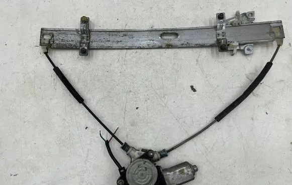 Suzuki Grand Vitara I Front door electric window regulator 8340265D10 350103385000