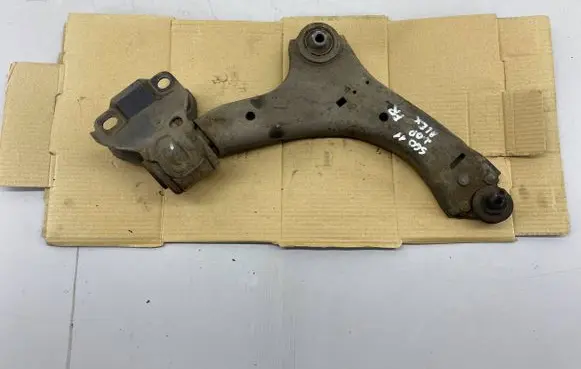 Volvo S60 Front lower control arm/wishbone