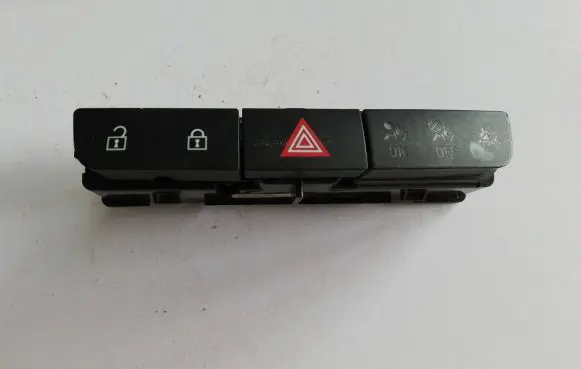 Opel Insignia A Hazard light switch 13324594