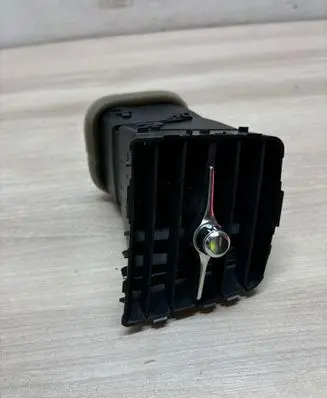 Volvo S90, V90 Dashboard side air vent grill/cover trim 31651220