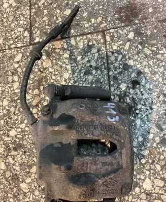 Opel Vivaro Front brake caliper