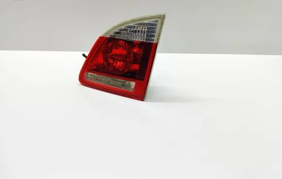 BMW 5 E60 E61 Tailgate rear/tail lights 6925894 69258949 63216925894