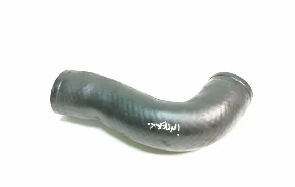 Toyota Avensis T220 Intercooler hose/pipe