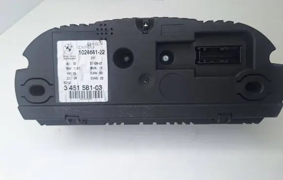 BMW X3 E83 Speedometer (instrument cluster) 25811510 102464122 3451581