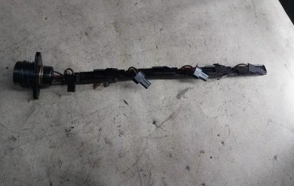 Ford Galaxy Fuel injector wires 038974803
